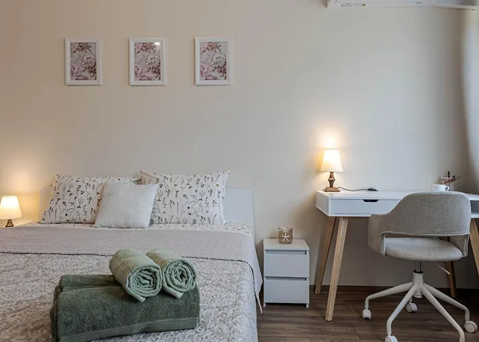 Апартаменты 1br Nomad-friendly 15mins Walk To Centre With Designated Workspace