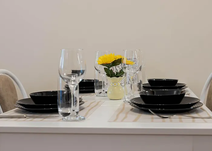 1br Nomad-friendly 15mins Walk To Centre With Designated Workspace Апартаменты *