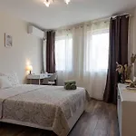 1br Nomad-friendly 15mins Walk To Centre With Designated Workspace Appartement Varna