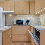 公寓 1br Nomad-friendly 15mins Walk To Centre With Designated Workspace *