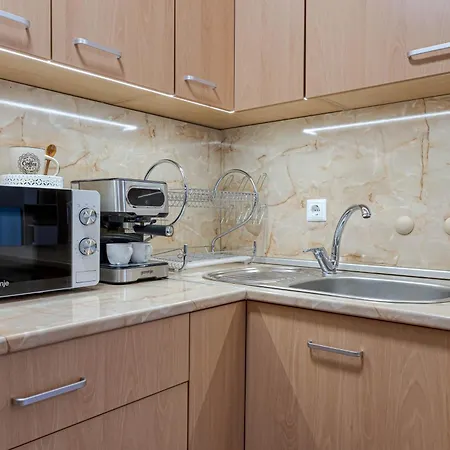 1br Nomad-friendly 15mins Walk To Centre With Designated Workspace Апартаменти