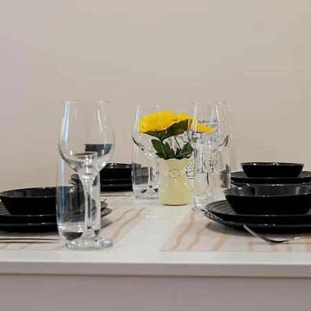 1br Nomad-friendly 15mins Walk To Centre With Designated Workspace Apartment *