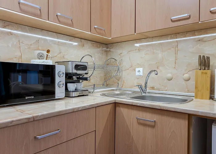 1br Nomad-friendly 15mins Walk To Centre With Designated Workspace Апартаменти