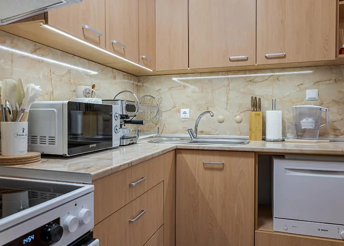 1br Nomad-friendly 15mins Walk To Centre With Designated Workspace Апартаменти *