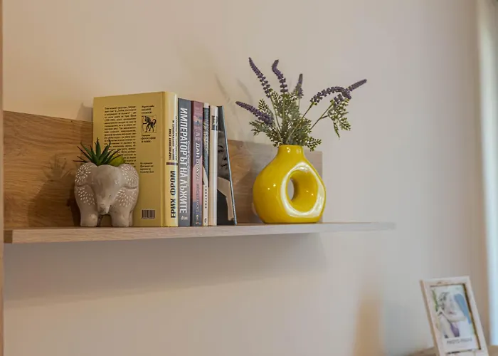 1br Nomad-friendly 15mins Walk To Centre With Designated Workspace *