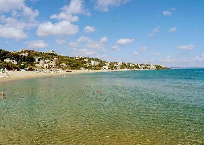 Apartment 1br Nomad-friendly 15mins Walk To Centre With Designated Workspace *